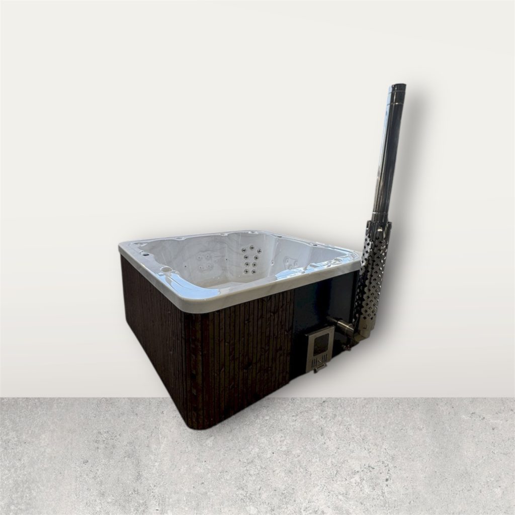 Bain nordique carre avec poele integre 1