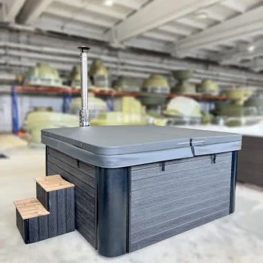 Integrated Quadro 3D Grey WPC Black horizontal cladding Black steel corner 2