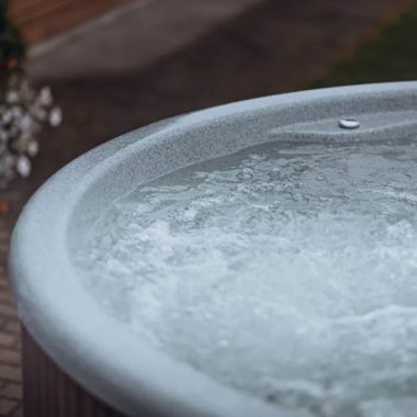 imgi 2 Electric Hot Tub 5 4 scaled 1